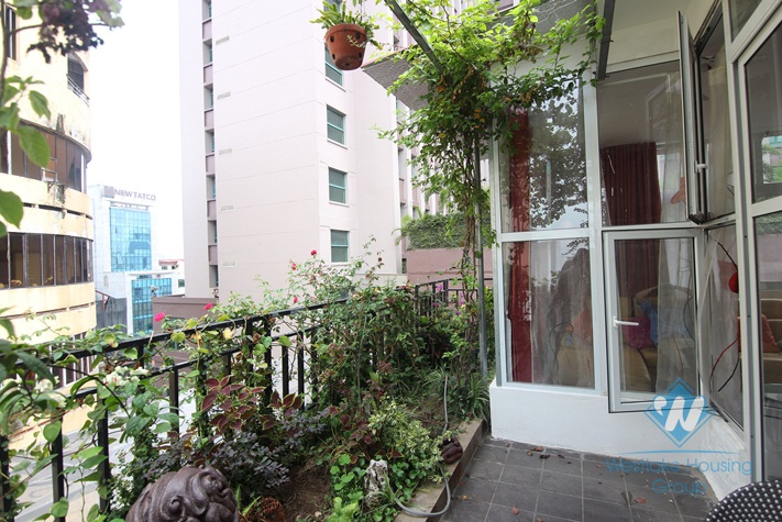 Bright rooftop apartment rental in Dong Da, Hanoi